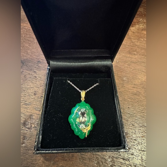 Imperial Green Jade Pendant~Center faceted Green Amethyst~SterlingSilver setting